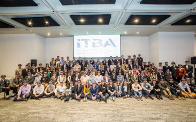 GRADUADOS, LA INTEGRACIÓN COMO EJE